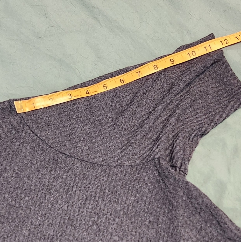 Gray Waffle Knit Hi-Low top - Picture 9 of 12